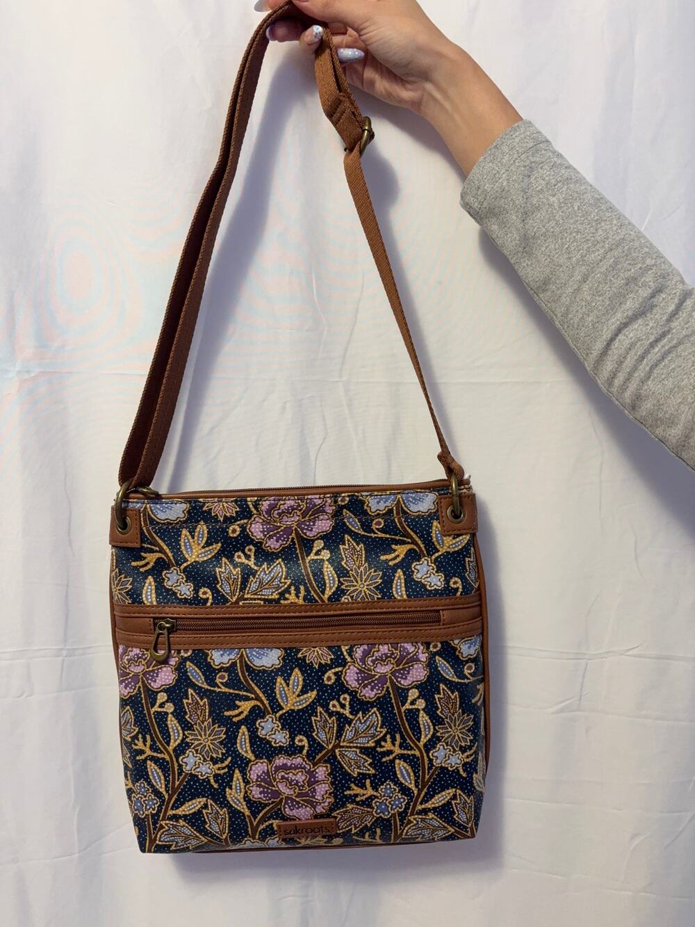 New Sakroots Flat Cross Body Navy Blue Brown Floral Handbag